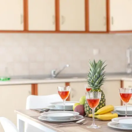 Apartament George's Economy